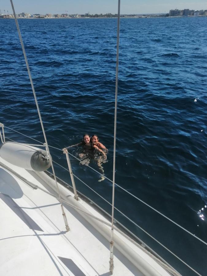 Отель La Tua Stanza A Vela Sul Mare Бари Экстерьер фото
