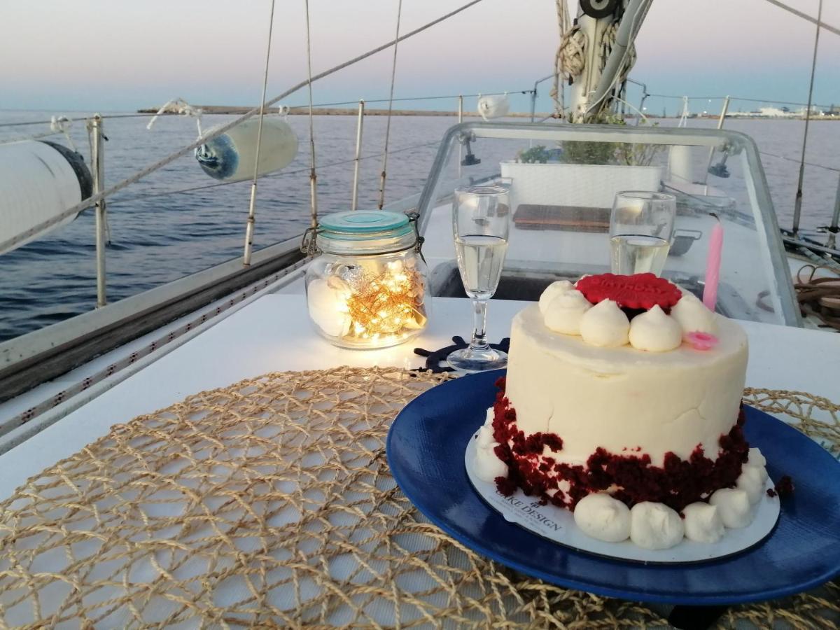 Отель La Tua Stanza A Vela Sul Mare Бари Экстерьер фото