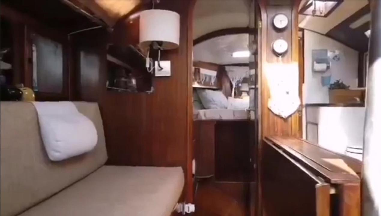 Отель La Tua Stanza A Vela Sul Mare Бари Экстерьер фото